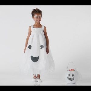 Pottery Barnes Ghost costume 💕 👻 🎃
